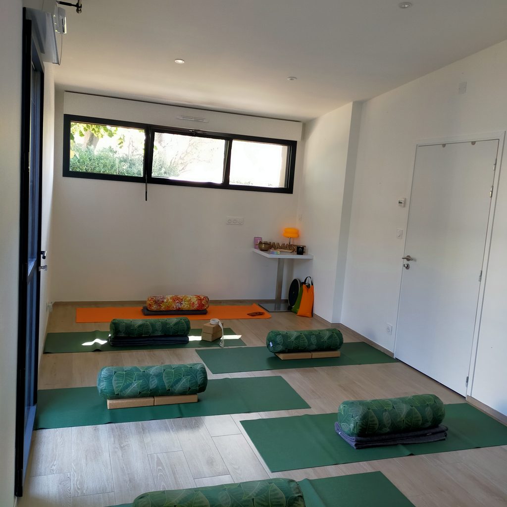 Salle de pratique de yoga IYENGAR® Brev'Asana  à Mindin